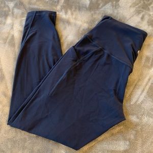 Lululemon Navy cropped leggings with pockets